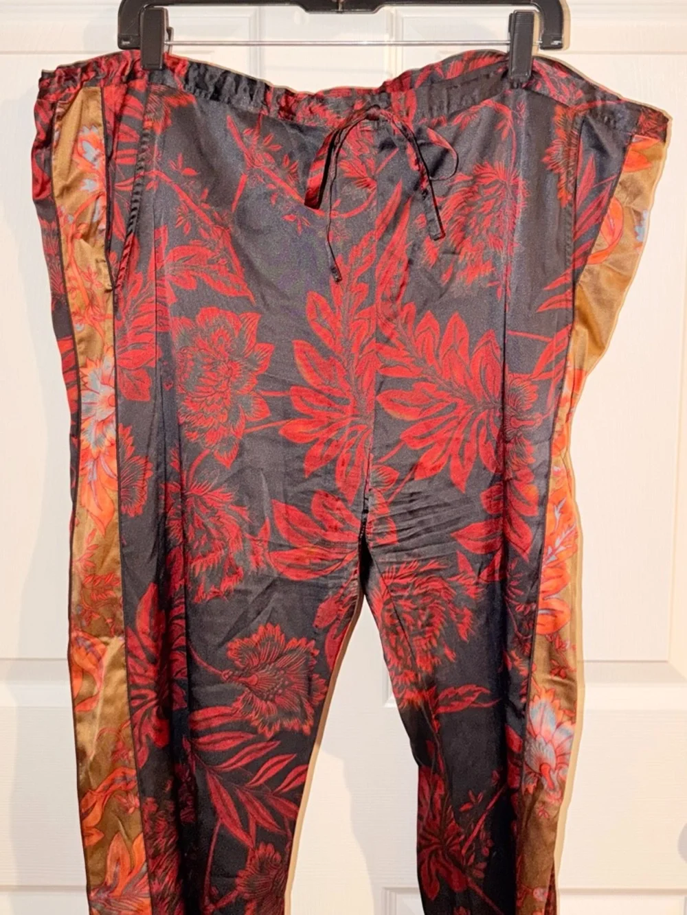 Johnny Was Silk Boho Floral Pants XL Luxe Red Black Statement - Picture 3 of 10